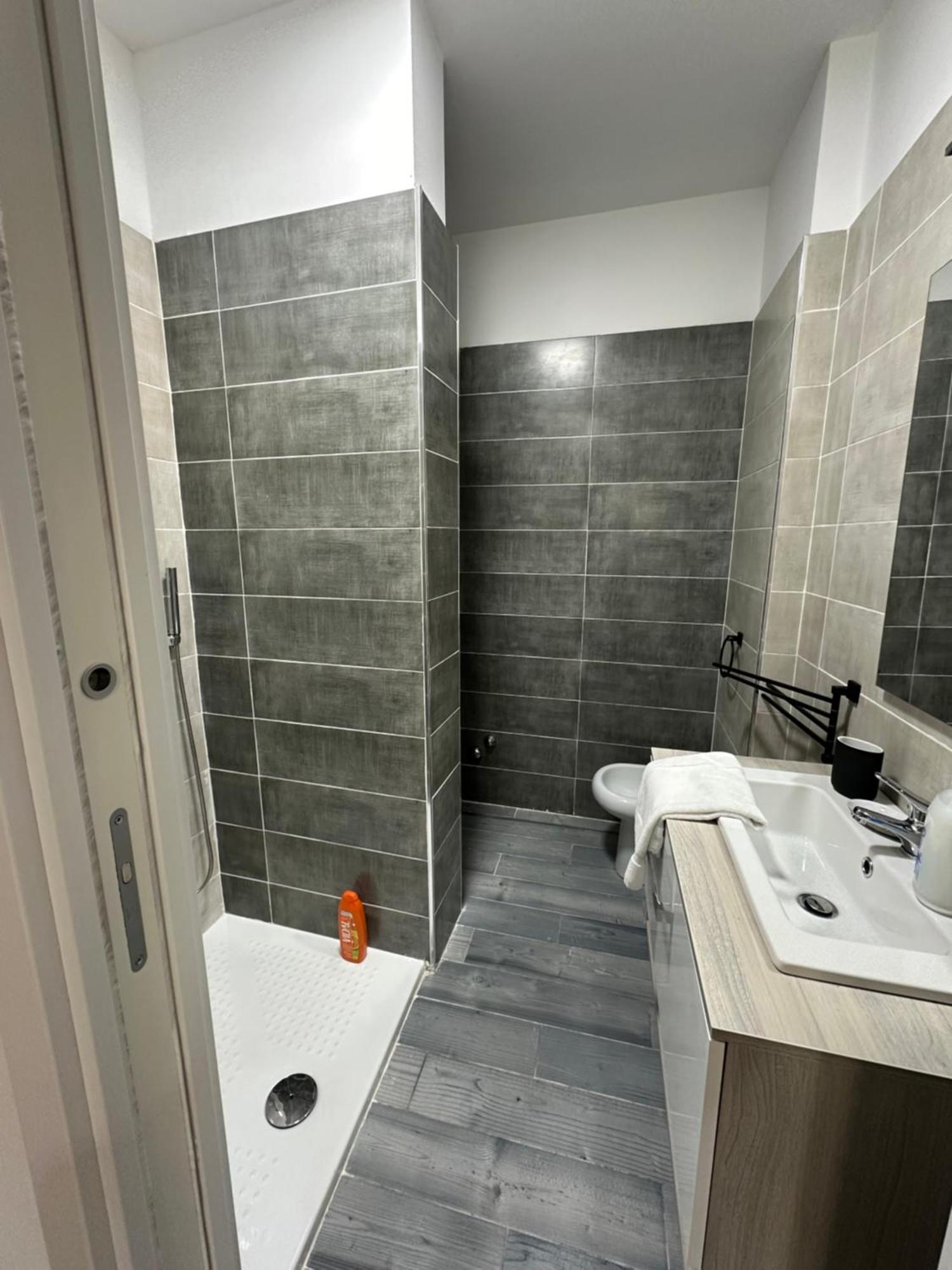 La Parthenope Suites Портичи Екстериор снимка